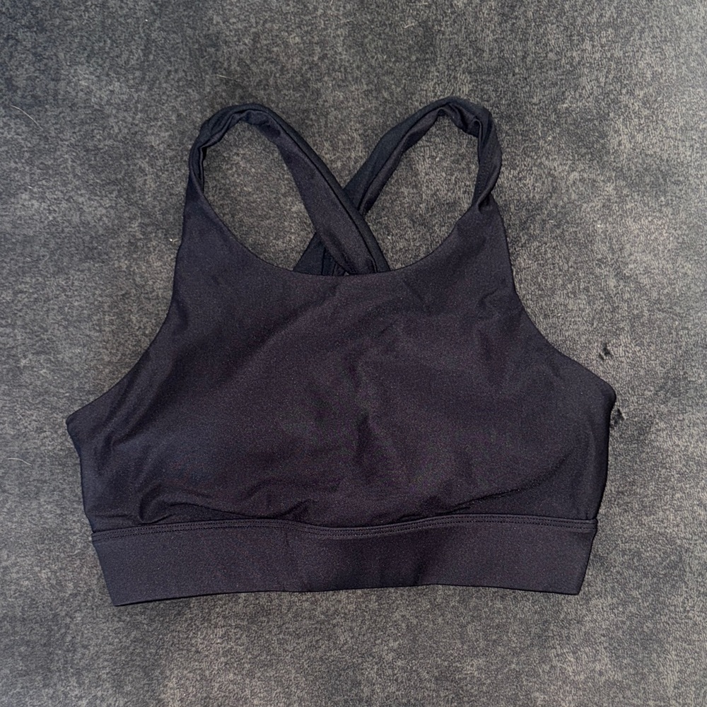 Fabletics basically new sports bra